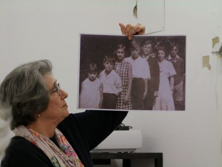 Die Holocaustüberlebende Rozette Kats aus den Niederlanden (Copyright: Rozette Kats) erzählt in der Wewelsburg, wie sie gelernt hat, mit den Schatten der Vergangenheit zu leben